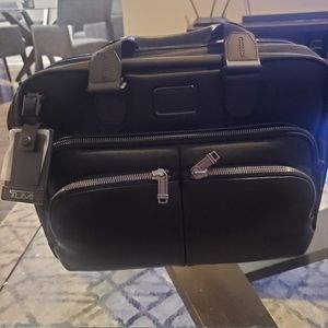 Tumi Albany Slim Expandable Laptop Bag